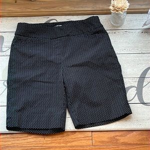 Womens Hilary Radley blue polka dot pull on Bermuda shorts size Small NEW!